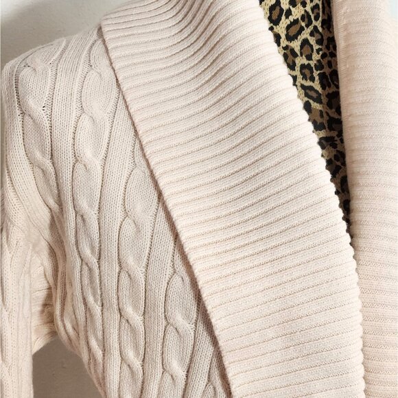 Cream colored cardigan sweater - Picture 2 of 3